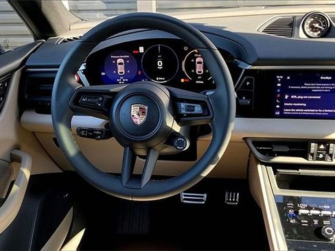 New 2025 Porsche Macan 4S Electric image 23