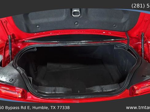 Used 2022 Chevrolet Camaro LT RWD image 19