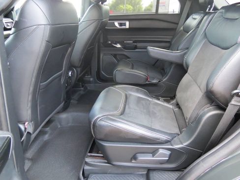 Used 2021 Ford Explorer ST AWD/4WD image 27