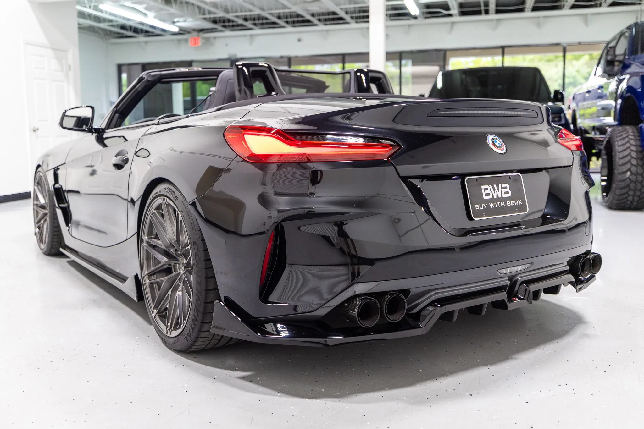 Used 2023 BMW Z4 M40i w/ Premium Package RWD image 16