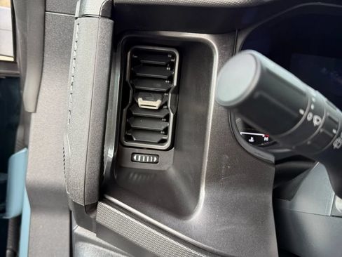 Used 2021 Ford Bronco First Edition AWD/4WD image 26