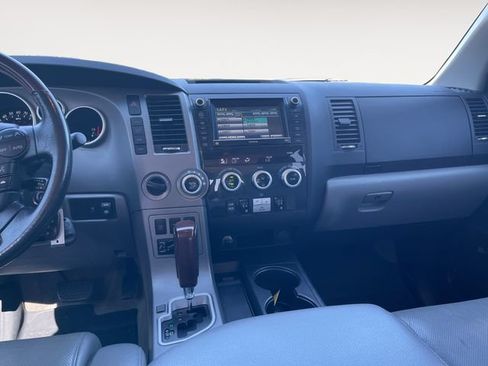 Used 2011 Toyota Sequoia Platinum AWD/4WD image 11
