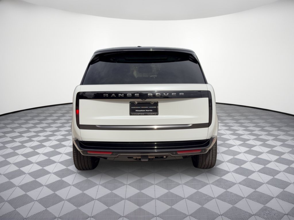 Used 2024 Land Rover Range Rover Long Wheelbase SE AWD/4WD image 11