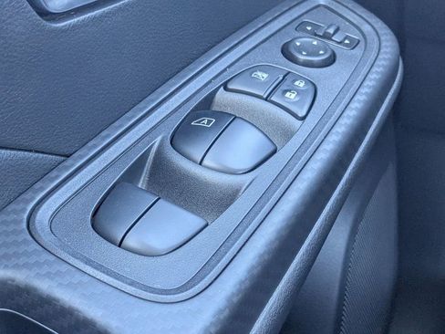 New 2025 Nissan Versa SV w/ Trunk Package image 20