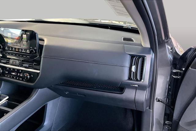 Certified 2025 Nissan Pathfinder SL FWD image 18