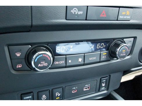 Certified 2024 Nissan Frontier SV w/ SV Convenience Package image 22