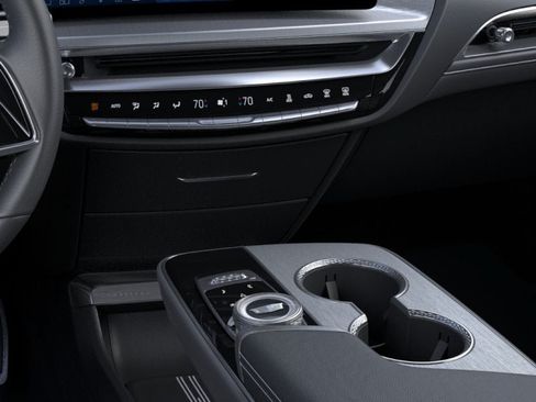 New 2027 Cadillac Lyriq Luxury RWD image 23