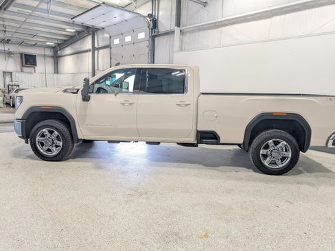 Used 2026 GMC Sierra 3500 SLE w/ SLE Value Package AWD/4WD image 6