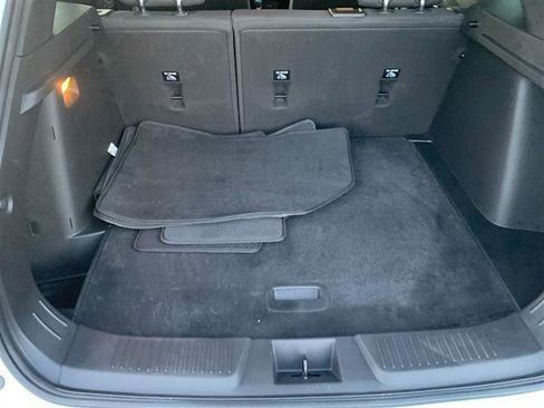 Used 2024 Chevrolet Trax RS w/ Driver Confidence Package image 40