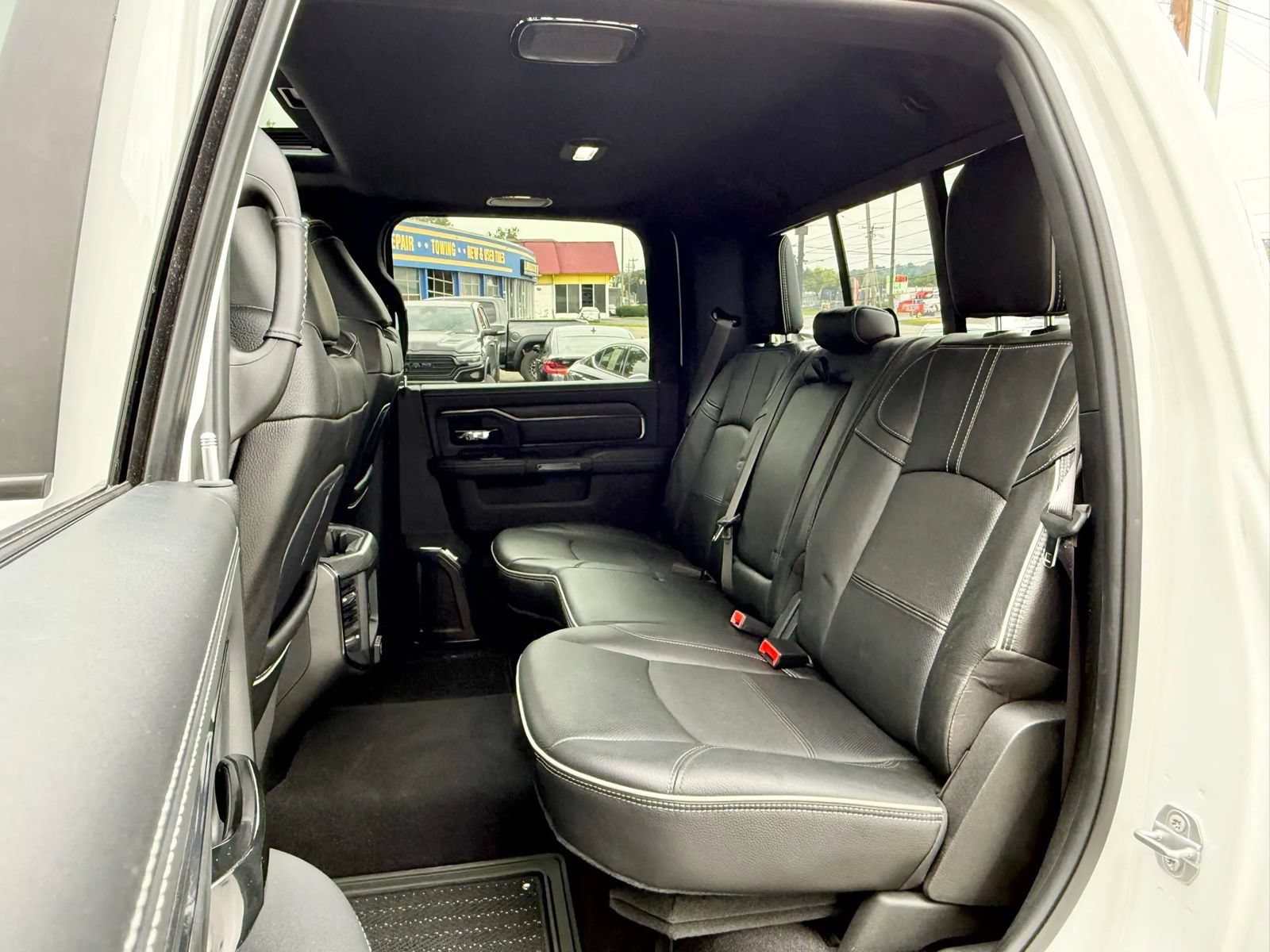 Used 2022 RAM 2500 Limited AWD/4WD image 23