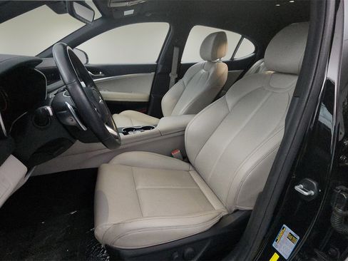 Used 2022 Genesis G70 2.0T image 17