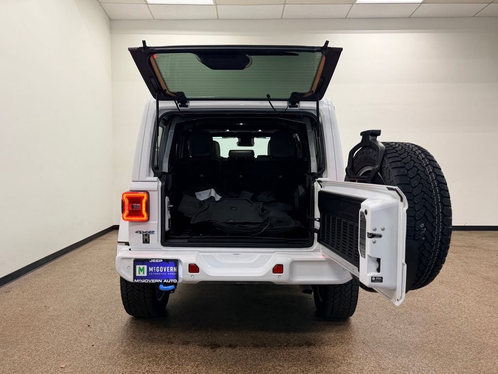 Used 2024 Jeep Wrangler High Altitude AWD/4WD image 5