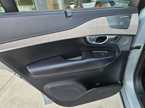 Used 2024 Volvo XC90 T8 Ultimate w/ Lounge Package AWD/4WD image 15