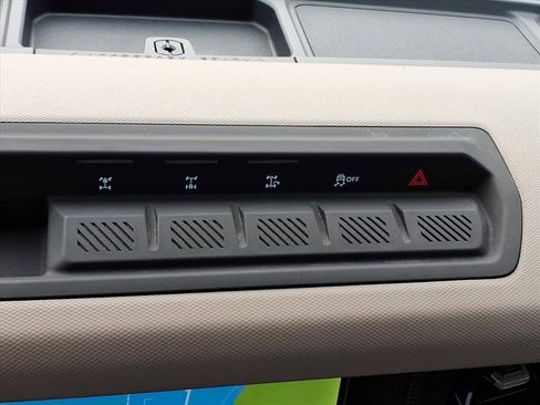 Used 2021 Ford Bronco Big Bend w/ Sasquatch Package image 21