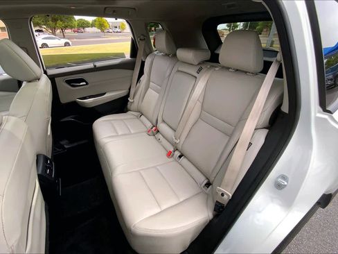 Used 2021 Nissan Rogue SL FWD image 21