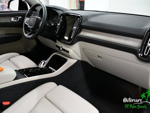 Used 2025 Volvo XC40 B5 Ultra w/ Protection Package Premier AWD/4WD image 61