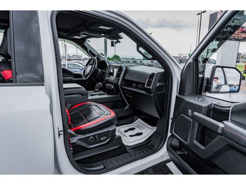 Used 2018 Ford F150 Lariat w/ Equipment Group 502A Luxury AWD/4WD image 20