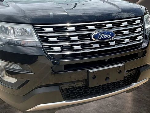 Used 2016 Ford Explorer Limited w/ Equipment Group 301A FWD image 36