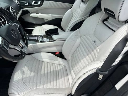Used 2013 Mercedes-Benz SL 550 image 13