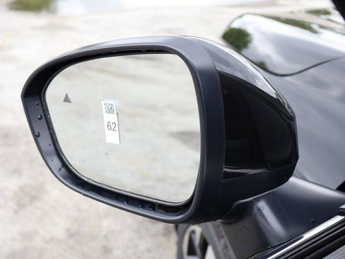 New 2025 Mitsubishi Outlander SEL image 48