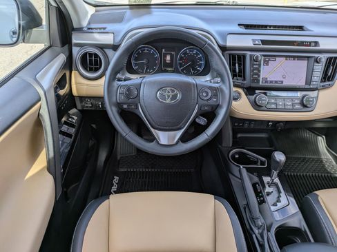Used 2017 Toyota RAV4 Limited FWD image 14