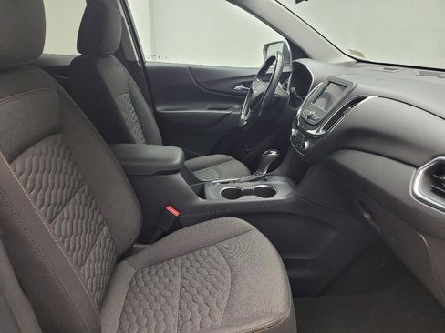 Used 2021 Chevrolet Equinox LT FWD image 21