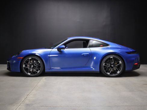 Certified 2026 Porsche 911 Carrera T RWD image 12