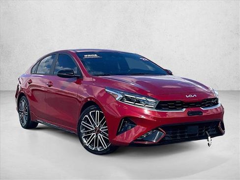 Used 2022 Kia Forte GT w/ GT Technology Package image 12