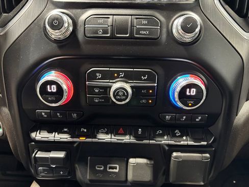 Used 2021 GMC Sierra 1500 Denali w/ Driver Alert Package II AWD/4WD image 22