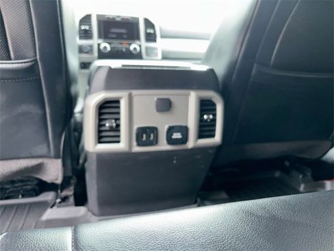 Used 2019 Ford F250 Lariat w/ Lariat Value Package image 22