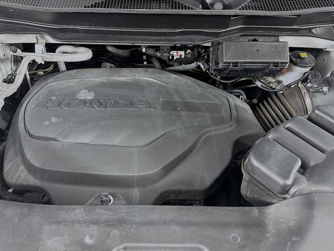 Certified 2023 Honda Passport TrailSport image 30
