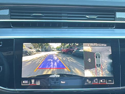 Used 2025 Audi S8 image 19