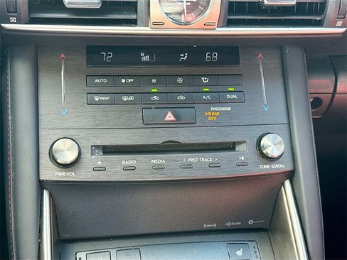 Used 2019 Lexus IS 300 image 17