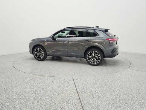 New 2026 Audi Q3 quattro 2.0T AWD/4WD image 8