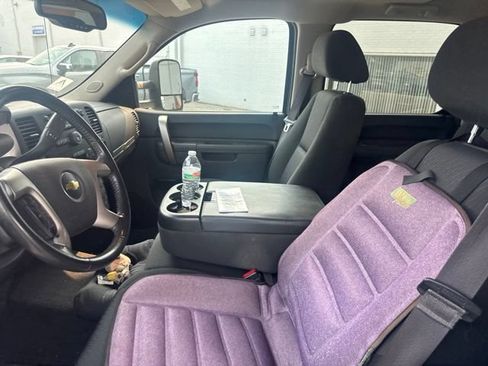Used 2013 Chevrolet Silverado 2500 LT w/ Interior Plus Package AWD/4WD image 7