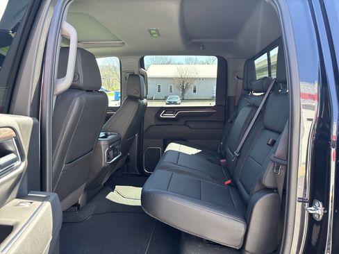 Used 2026 GMC Sierra 2500 SLT w/ SLT Premium Package AWD/4WD image 13