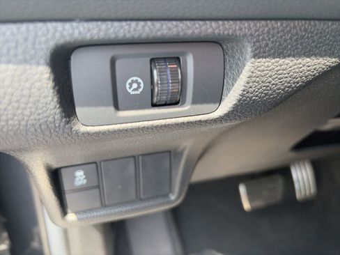 Used 2025 Honda Civic Sport image 14