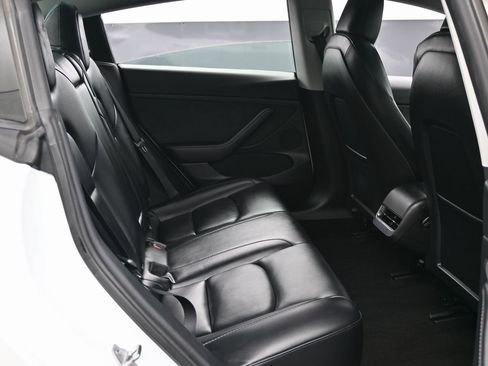 Used 2023 Tesla Model 3 Standard Range image 37