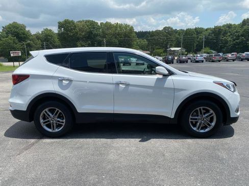 Used 2018 Hyundai Santa Fe Sport FWD image 5