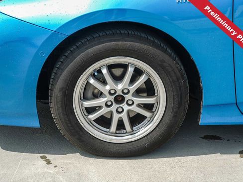 Used 2019 Toyota Prius XLE w/ Advanced Technology Package AWD/4WD image 12