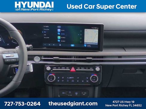 Used 2026 Hyundai Tucson Limited AWD/4WD image 19