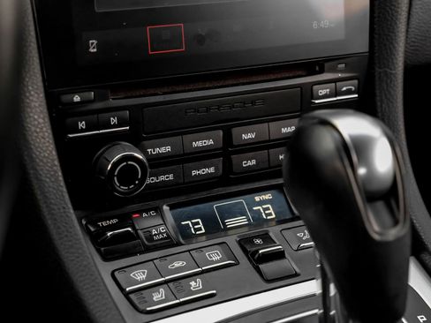 Used 2020 Porsche 718 Boxster S image 26