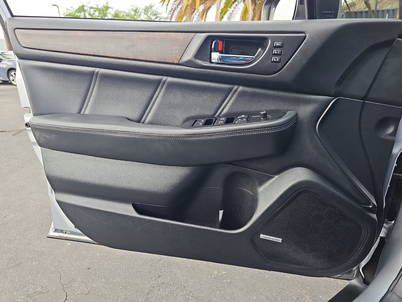 Used 2019 Subaru Outback 3.6R Limited AWD/4WD image 29