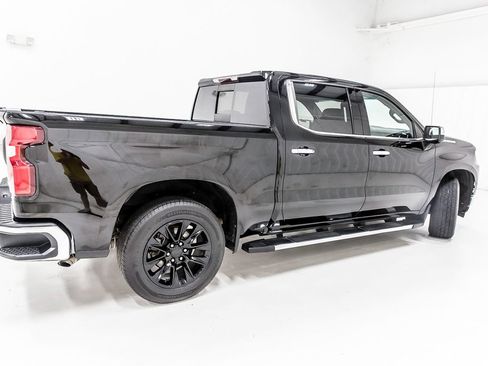 Used 2019 Chevrolet Silverado 1500 LTZ w/ LTZ Premium Package RWD image 8