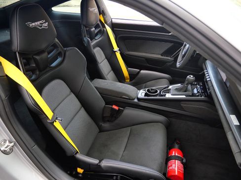 Used 2025 Porsche 911 GT3 RS image 27