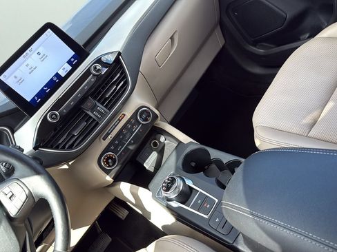 Used 2020 Ford Escape SEL FWD image 20