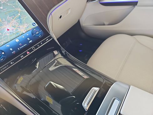 New 2026 Mercedes-Benz GLC 300 image 26