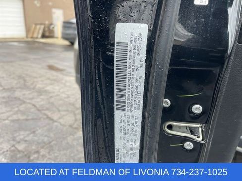 Used 2018 Jeep Cherokee Latitude Plus w/ Cold Weather Group image 10