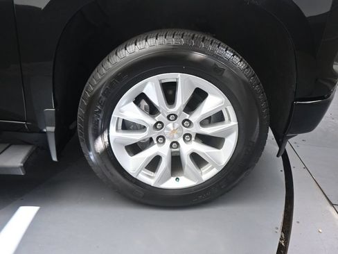 Used 2025 Chevrolet Silverado 1500 Custom RWD image 21