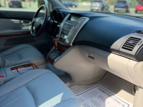 Used 2004 Lexus RX 330 FWD image 17